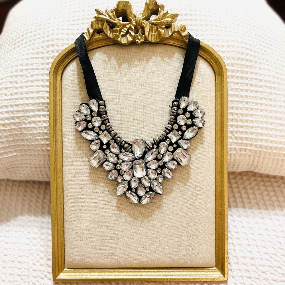Gorgeous Rhinestone "Bib" Statement Necklace
